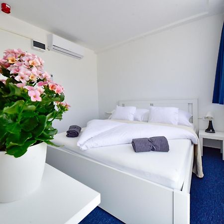 Zama Hotel 扎马迪 外观 照片